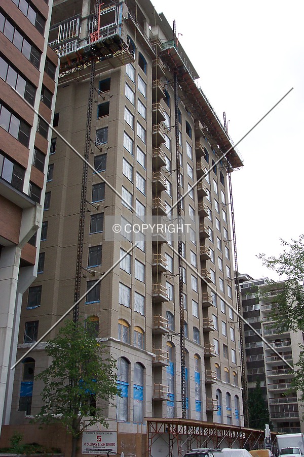 The north facade, seen from Queen Street