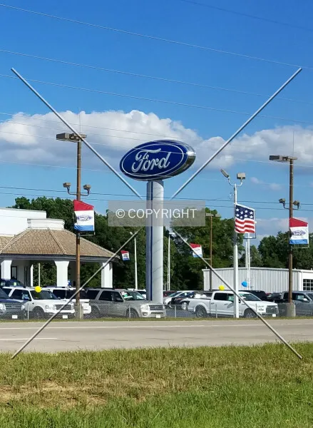 Photo 592-561-736