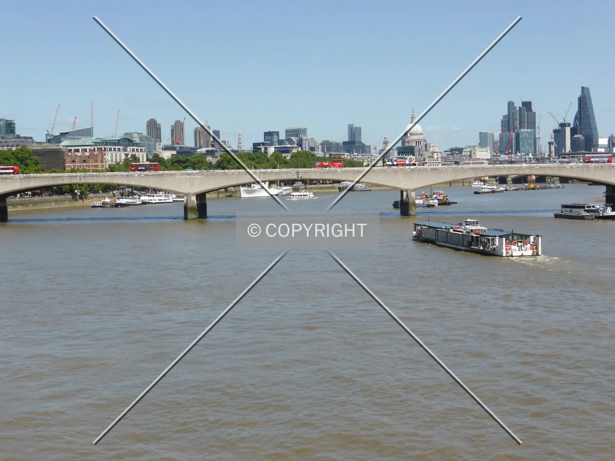 Photo 593-186-797