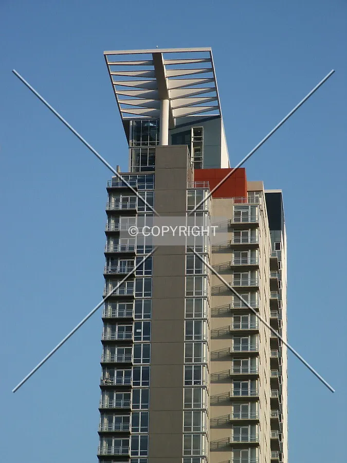 Top of the building seen from the north
