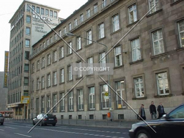 View of the right side