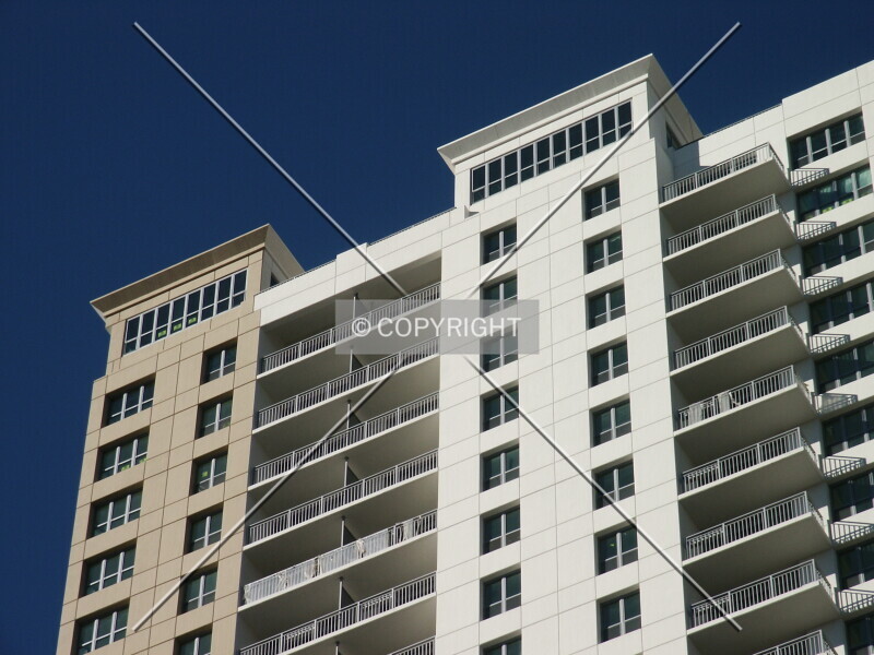Photo 594-573-936