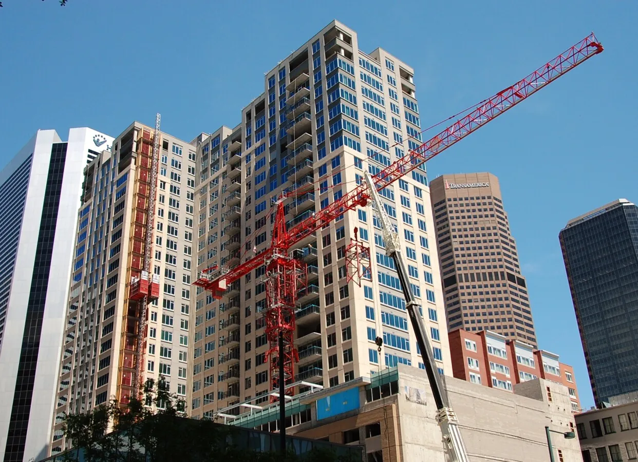 Tower crane dismantling
