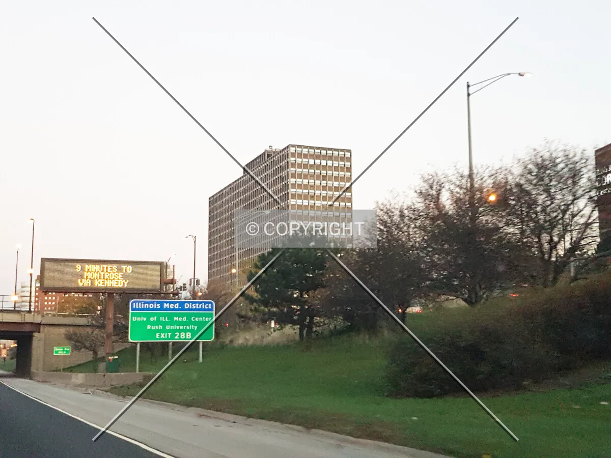 Photo 594-914-651