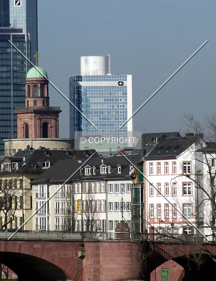 From the Ignatz-Bubis-Brücke to the southeast