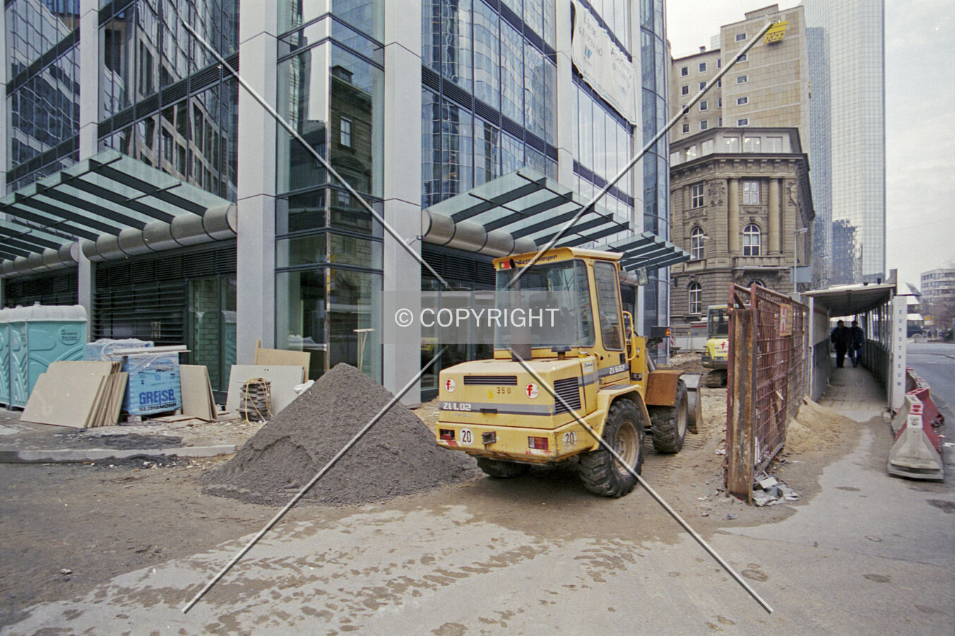 Photo 596-121-840