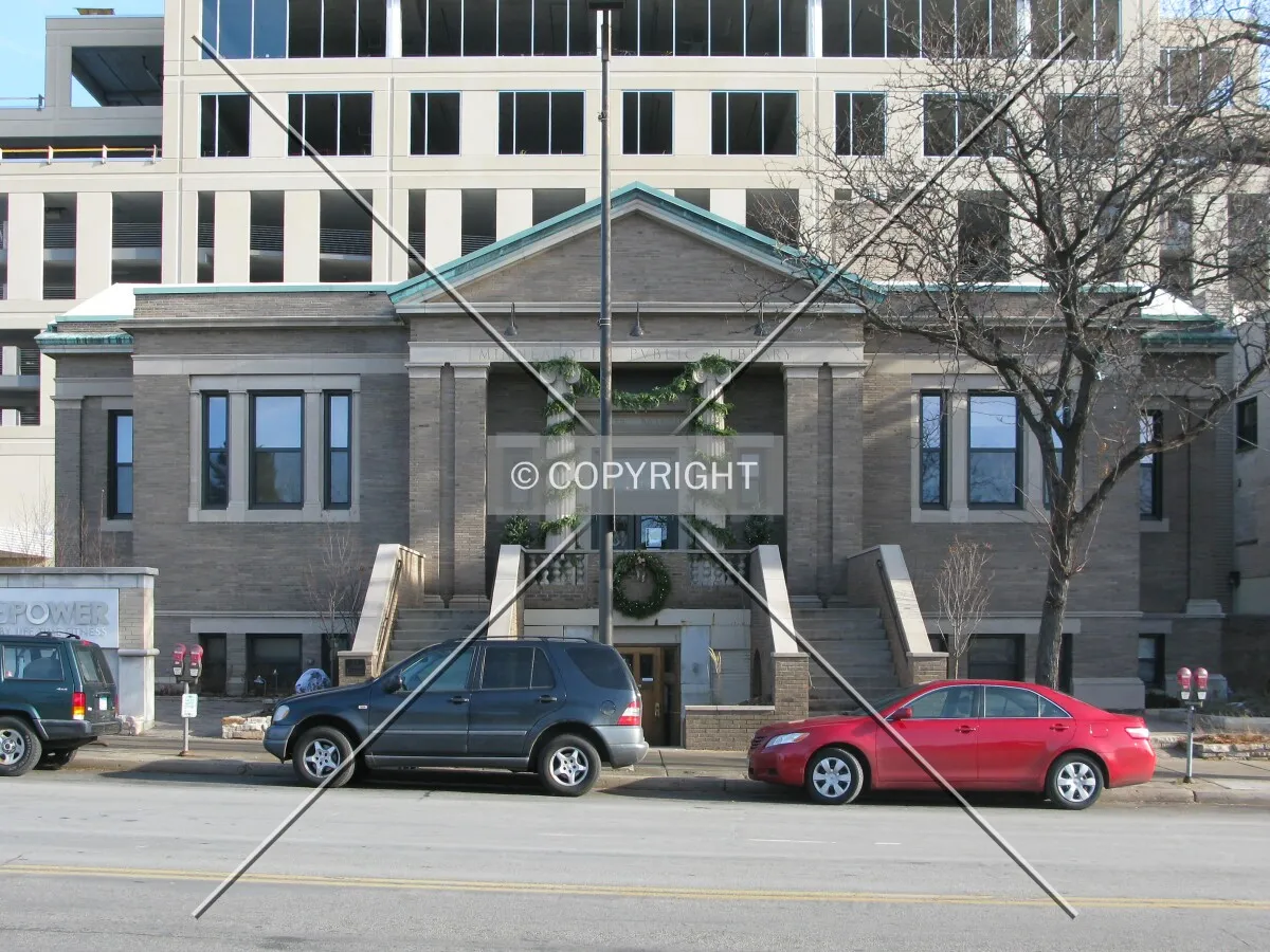 View to the east across Hennepin Avenue