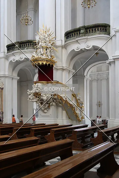 Photo 600-372-571