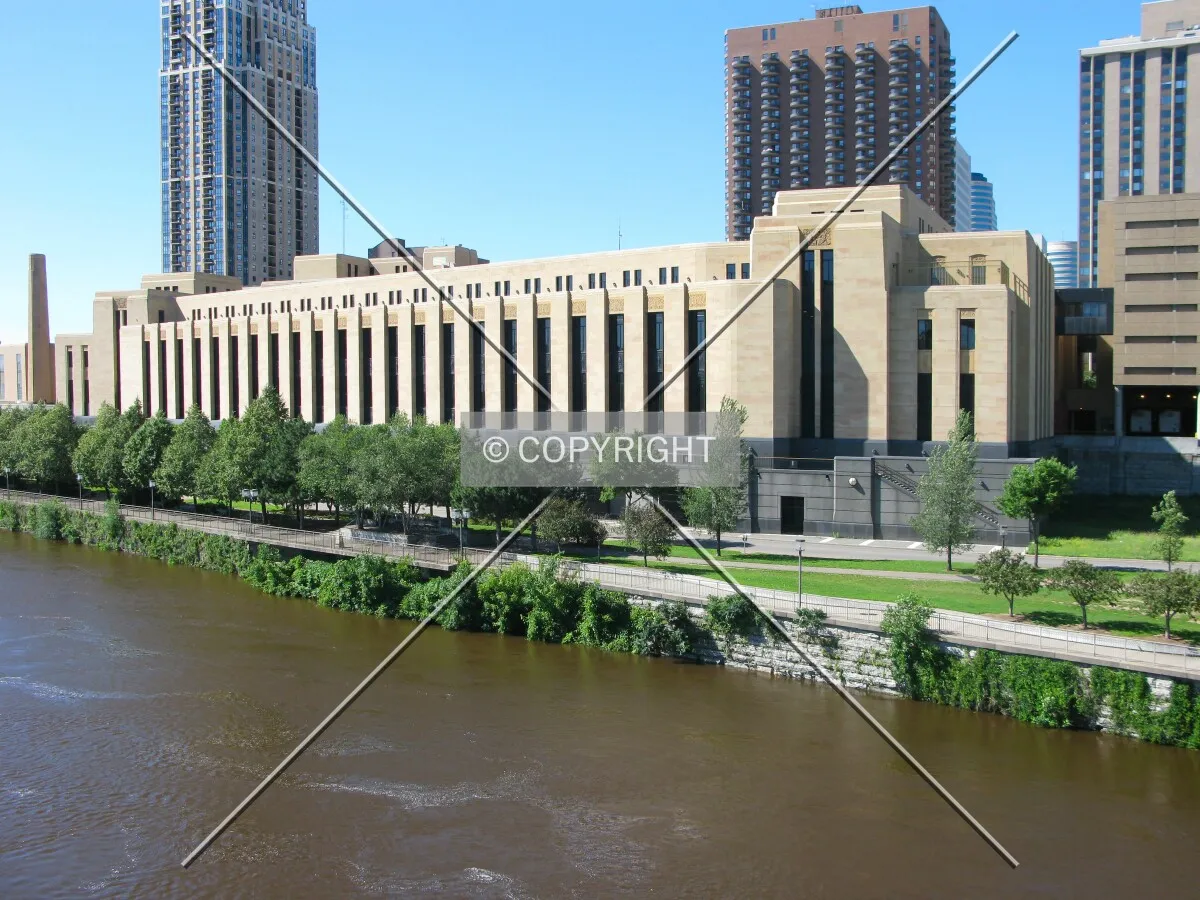 View to the south from the Hennepin Avenue Bridge over the Mississippi River