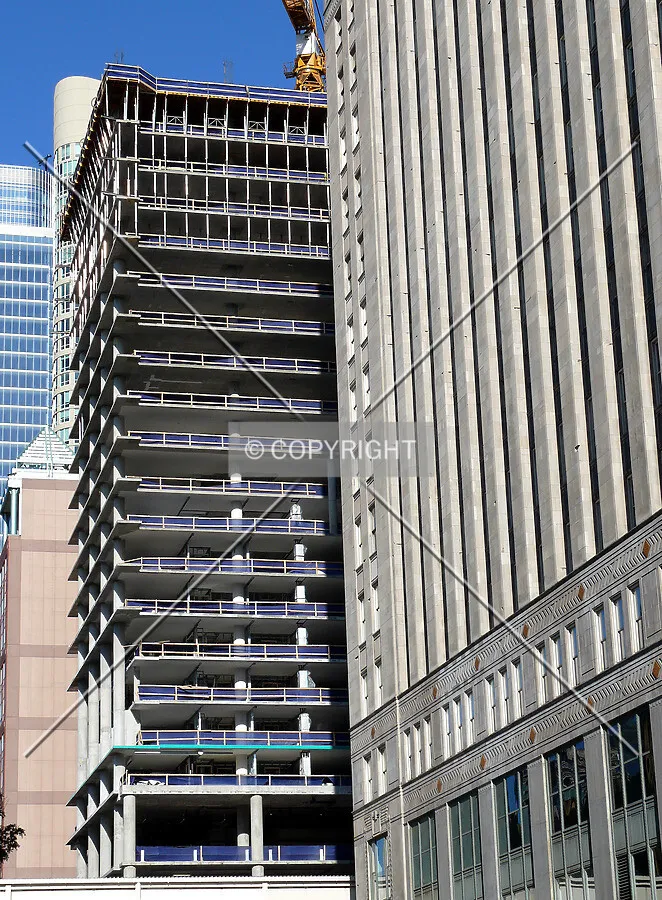 View from the west on Kinzie Street