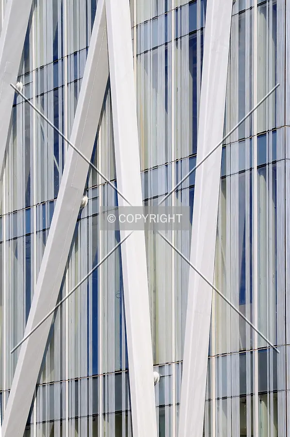 Facade close view of Torre Diagonal Zero Zero, designed by architect Enric Massip