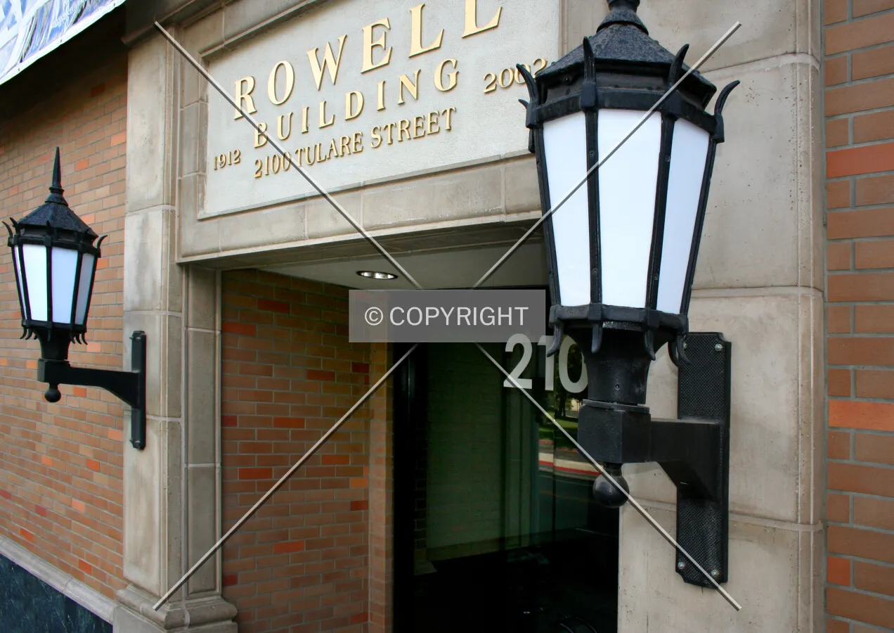 Tulare Street entrance sign and lamps