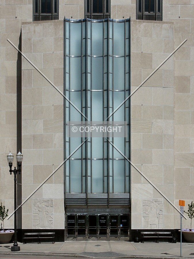 Kellogg Boulevard entrance