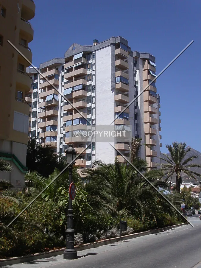 The building as seen from Avenida Antonio Montero Sanchez