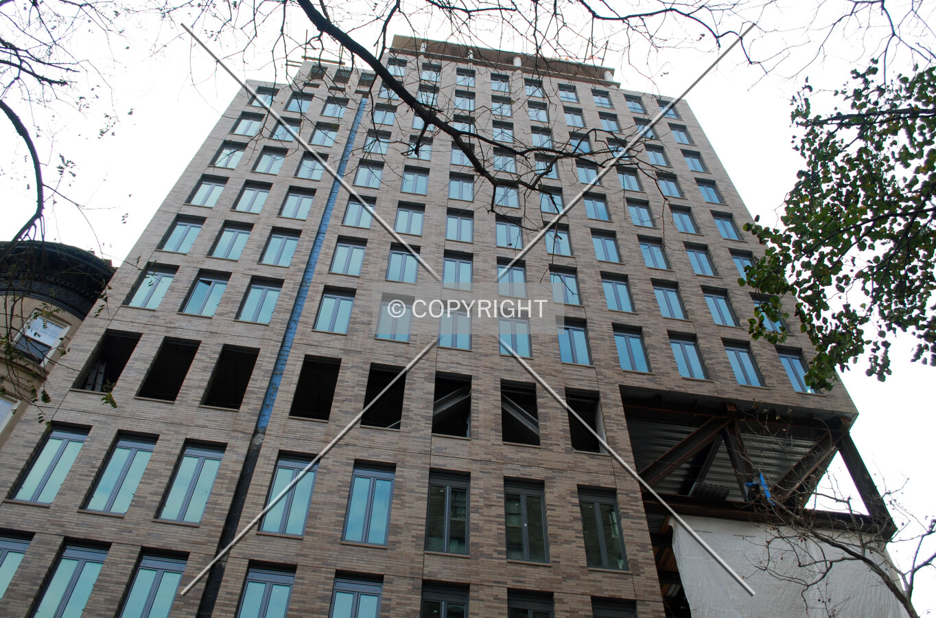Looking up from West 78th Street