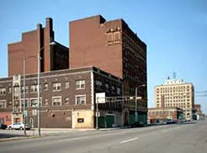 View from the east along 5th Avenue