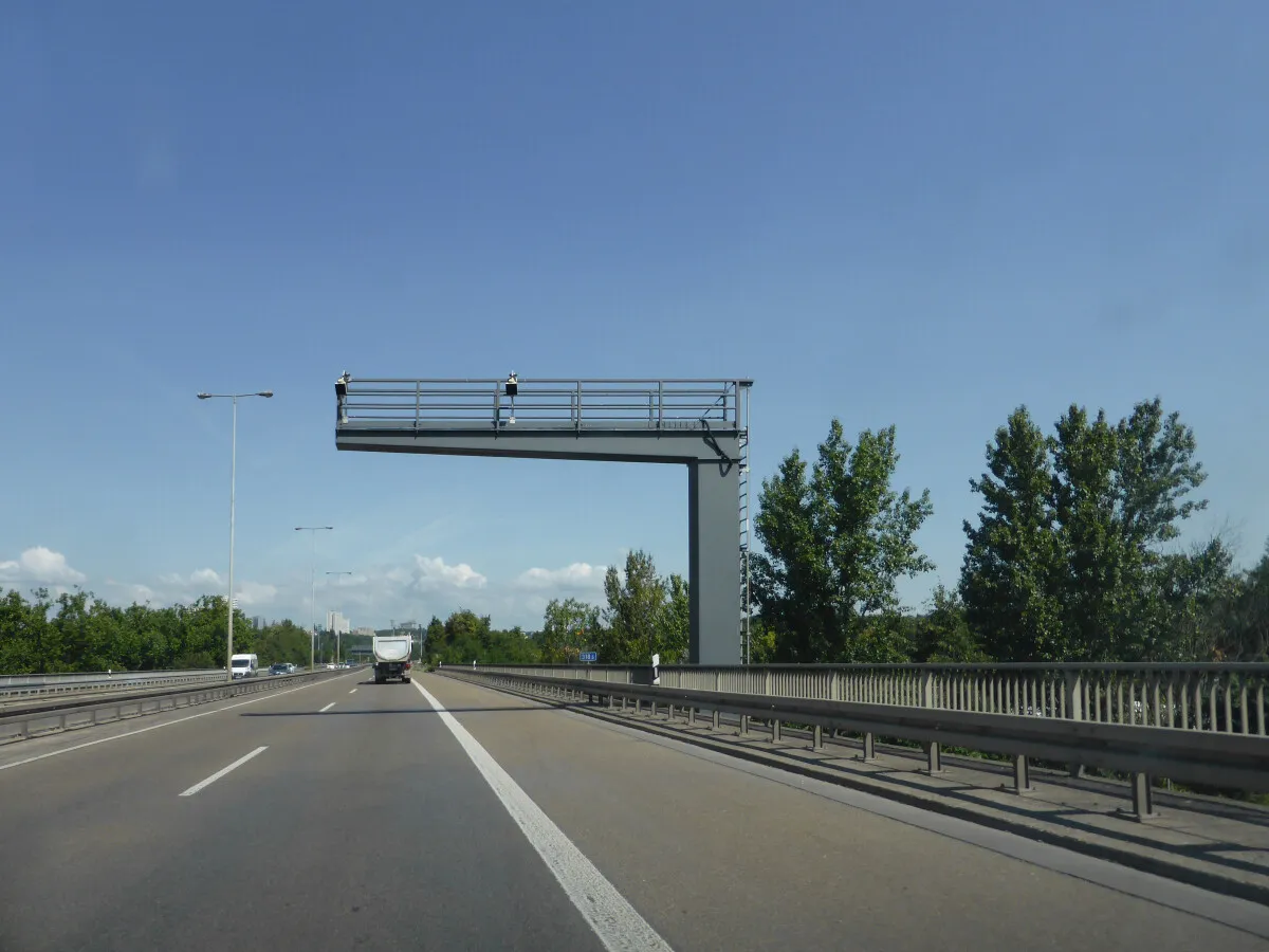 Photo 610-792-836