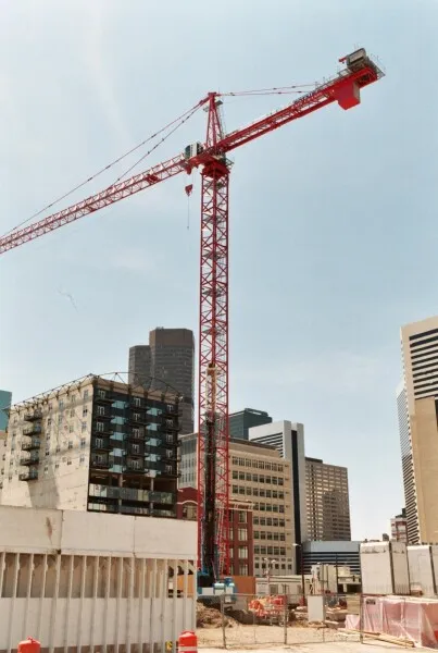 610-853-195