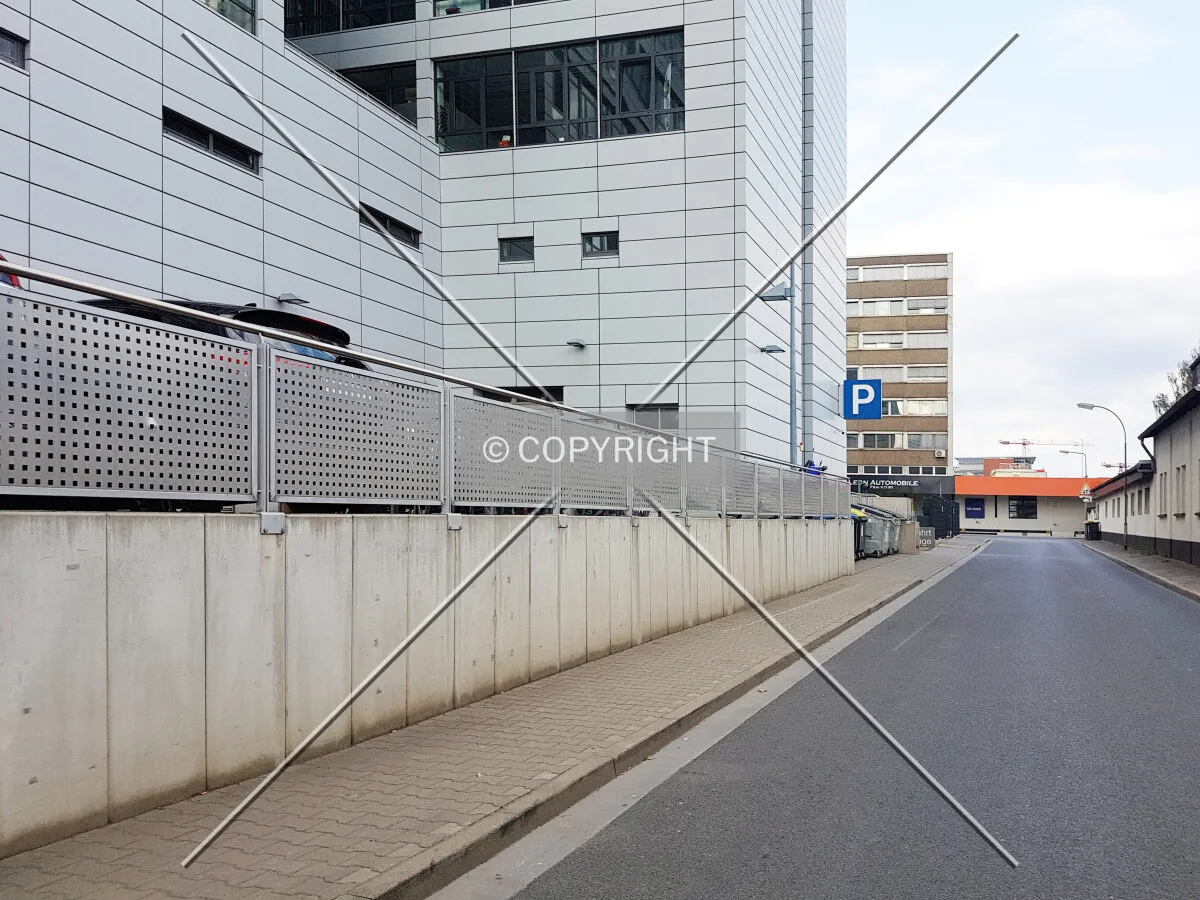Photo 061-165-828