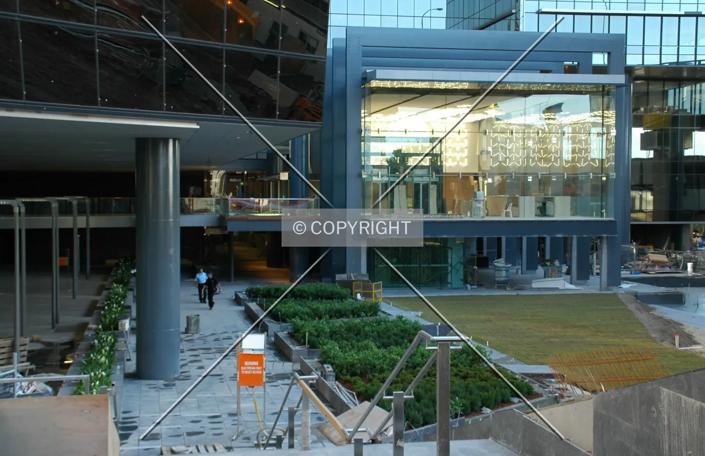 Building forecourt
