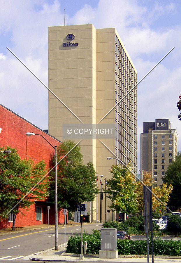 Looking east from Henley Street