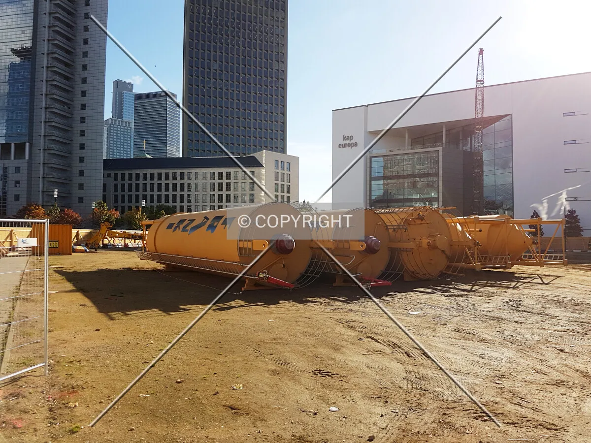 Photo 006-122-892