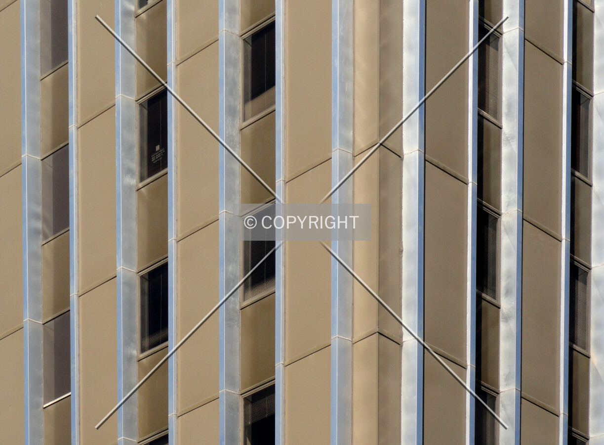 Southeast corner facade detail