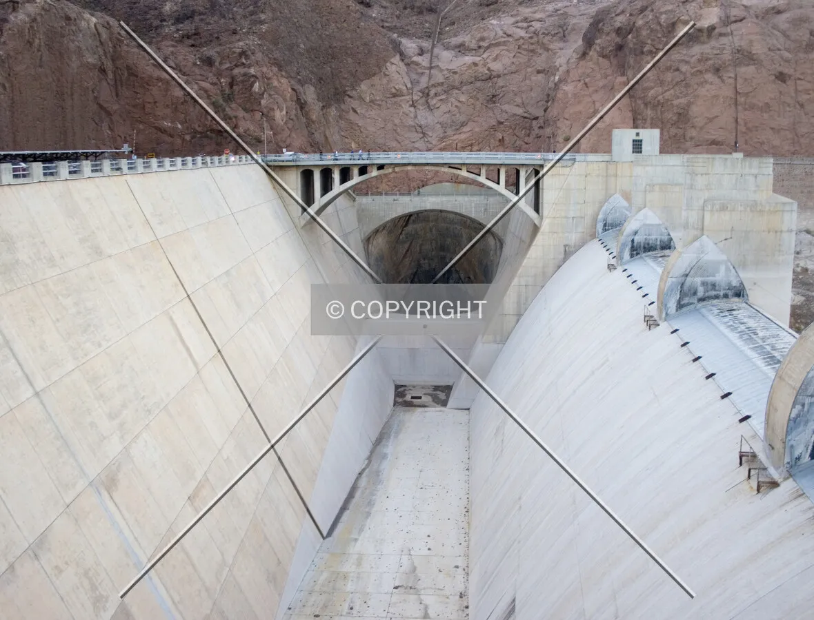 Spillway on Arizona side