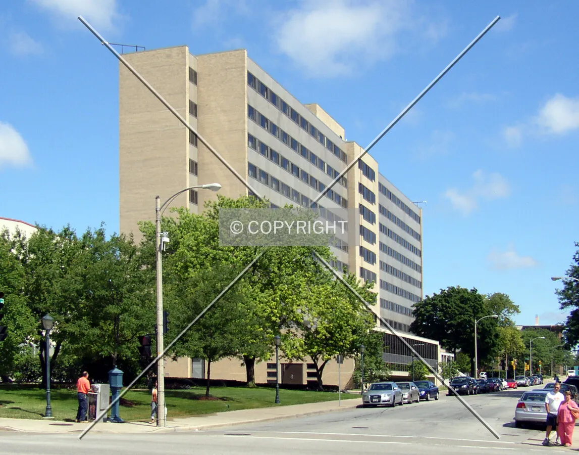From West Wisconsin Avenue to the southeast