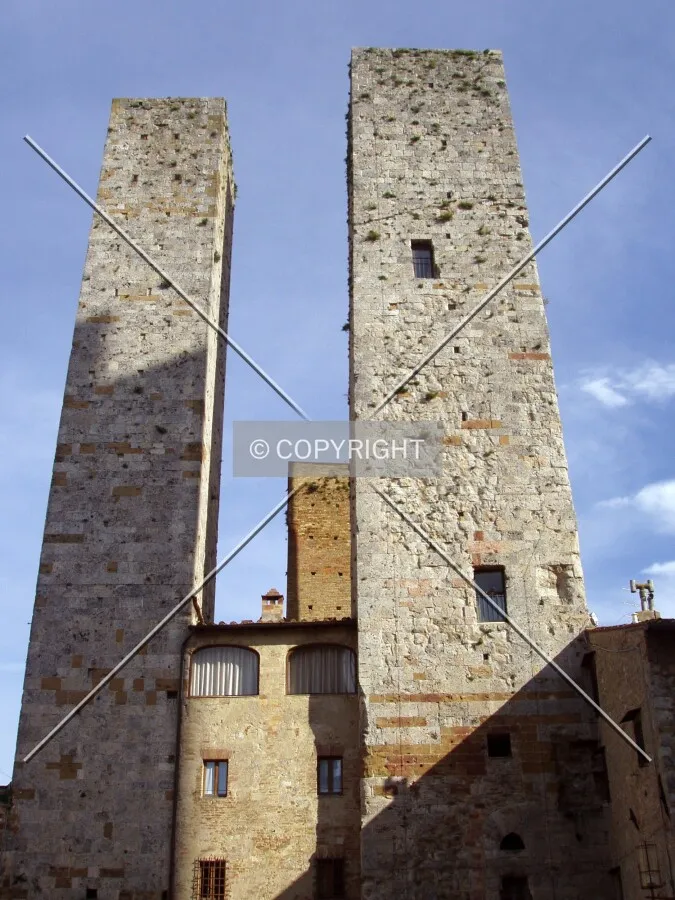 The complex from Piazza del Duomo