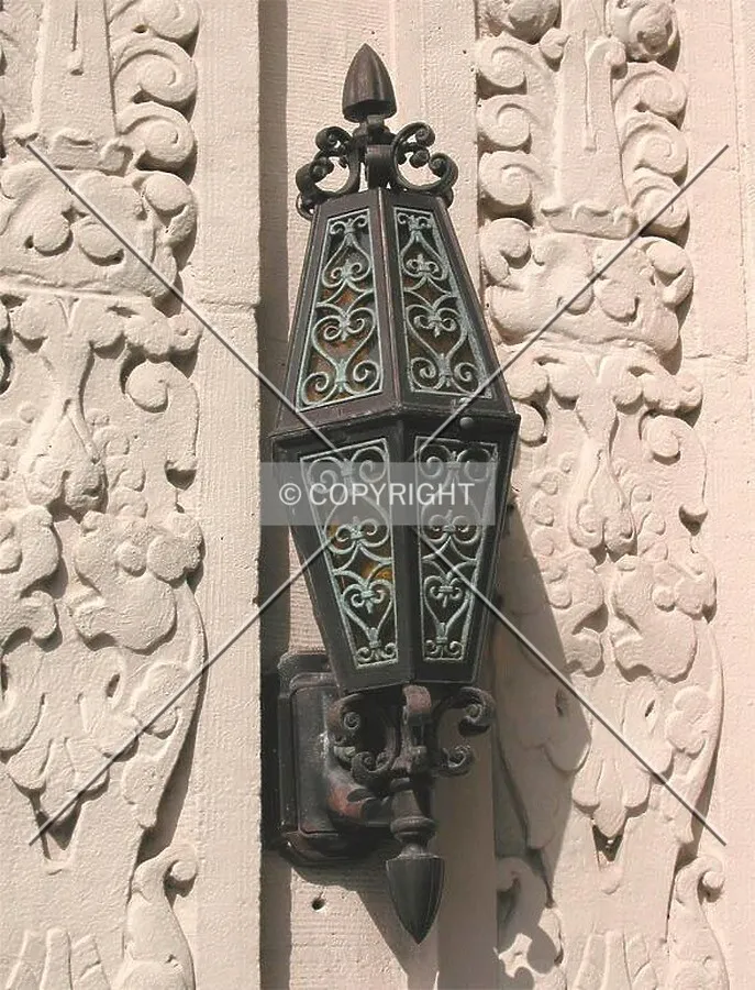 Ornate light fixture in entryway