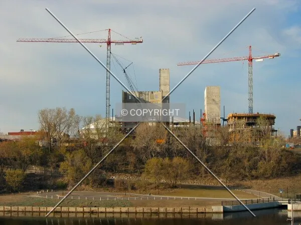 View to the south from the Stone Arch Bridge