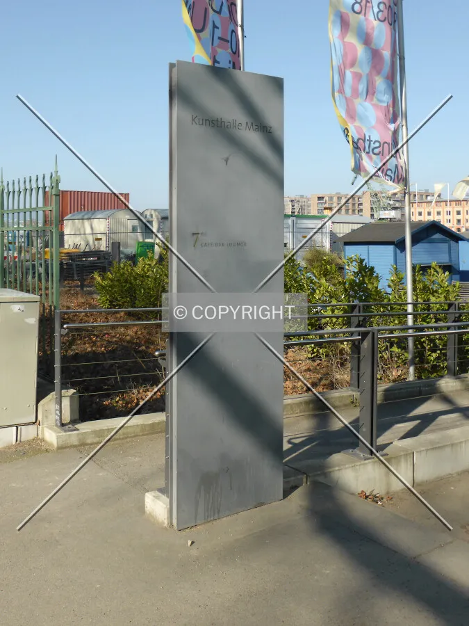 Photo 061-501-746