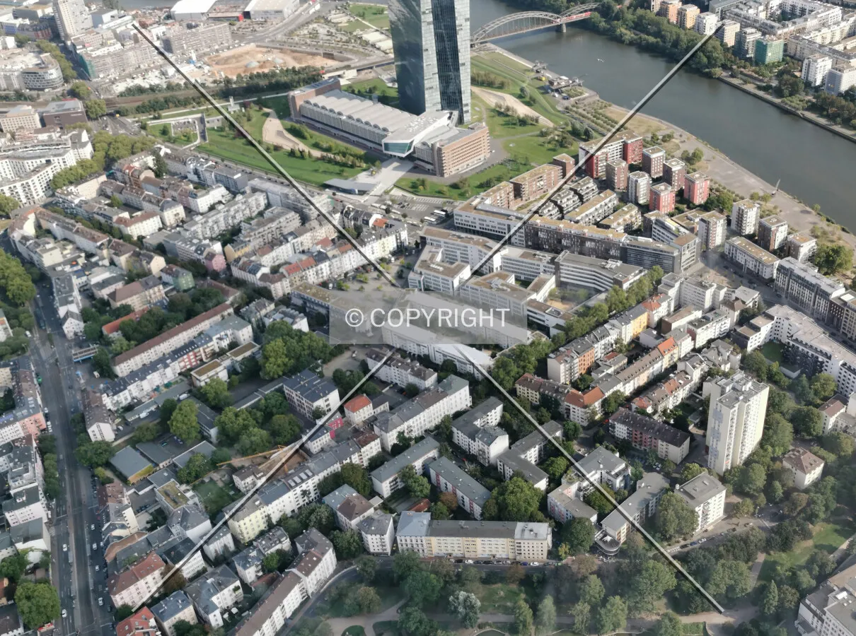 Flight with a helicopter over Frankfurt