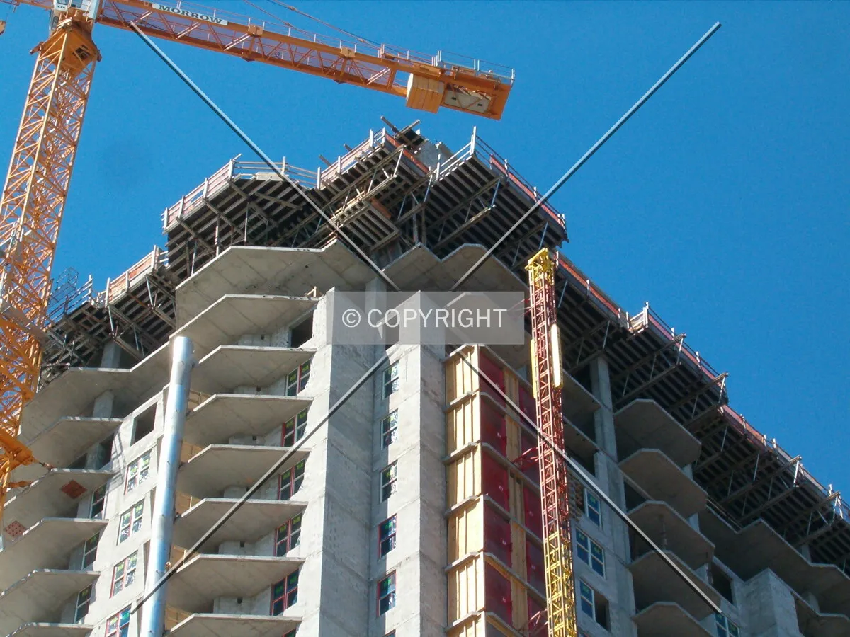 Looking up from Riverplace Boulevard