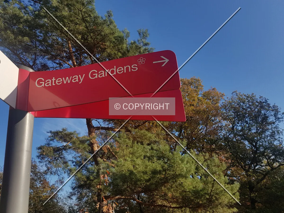 Gateway Gardens street sign