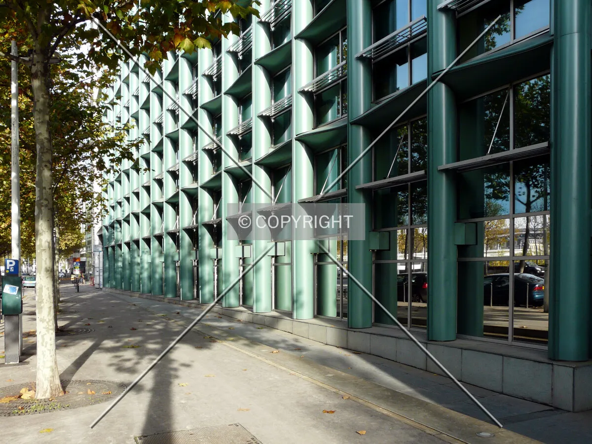 Base on Quai de la Rapée
