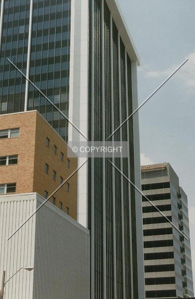 Photo 618-974-921