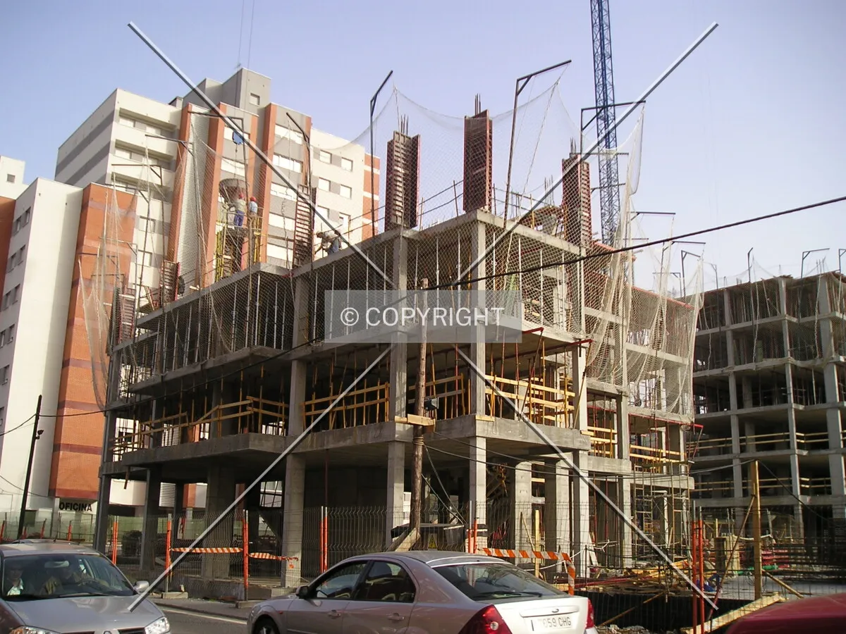 View of the building rising