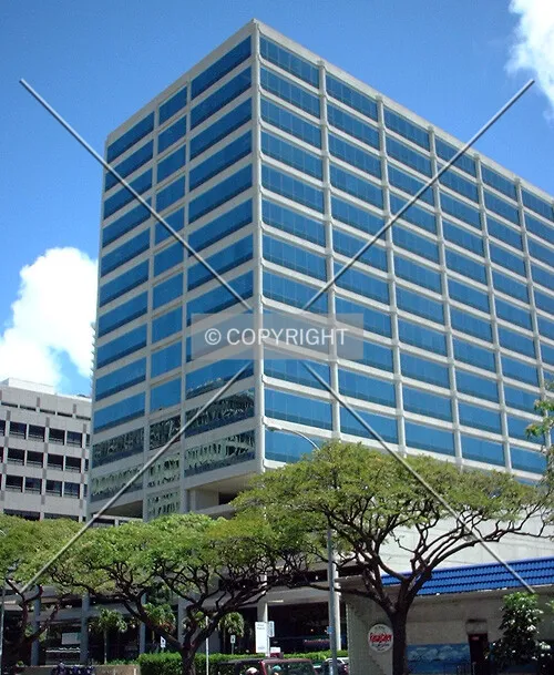 View to the south from Kapiolani Boulevard