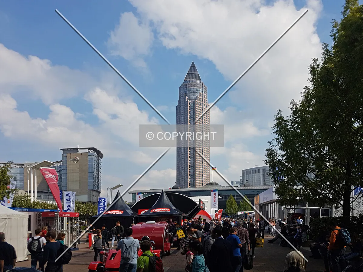 MesseTurm in the background and the IAA Messe ("IAA fair") in the foreground. Hence, the name MesseTurm.