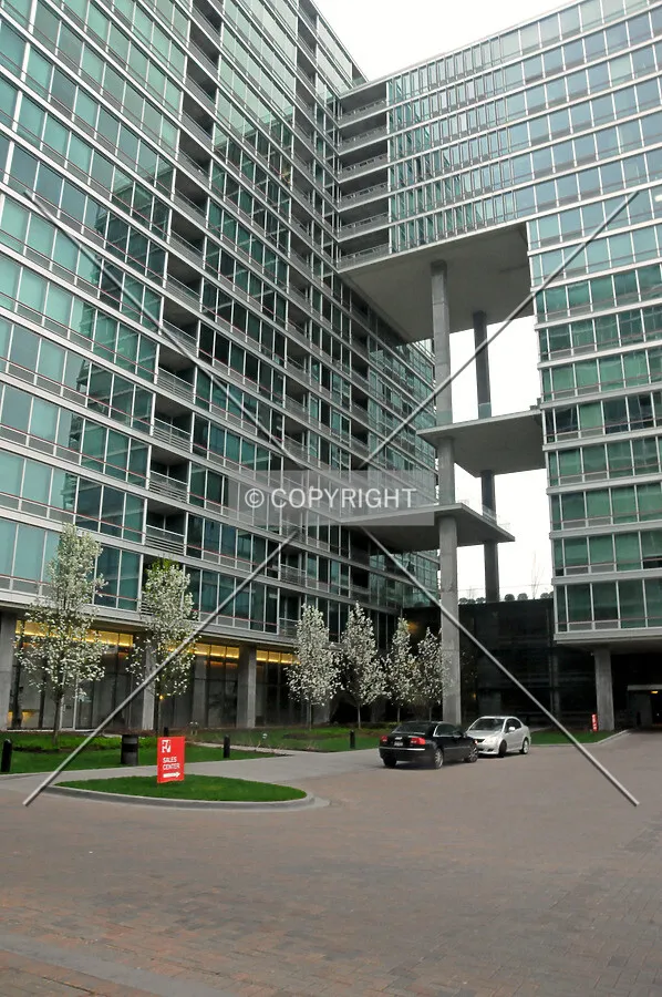 Linkage between the Oak and Elm Towers
