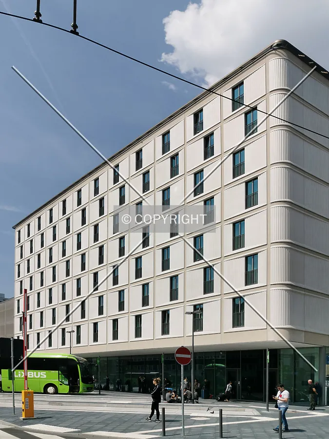 Photo 062-394-839