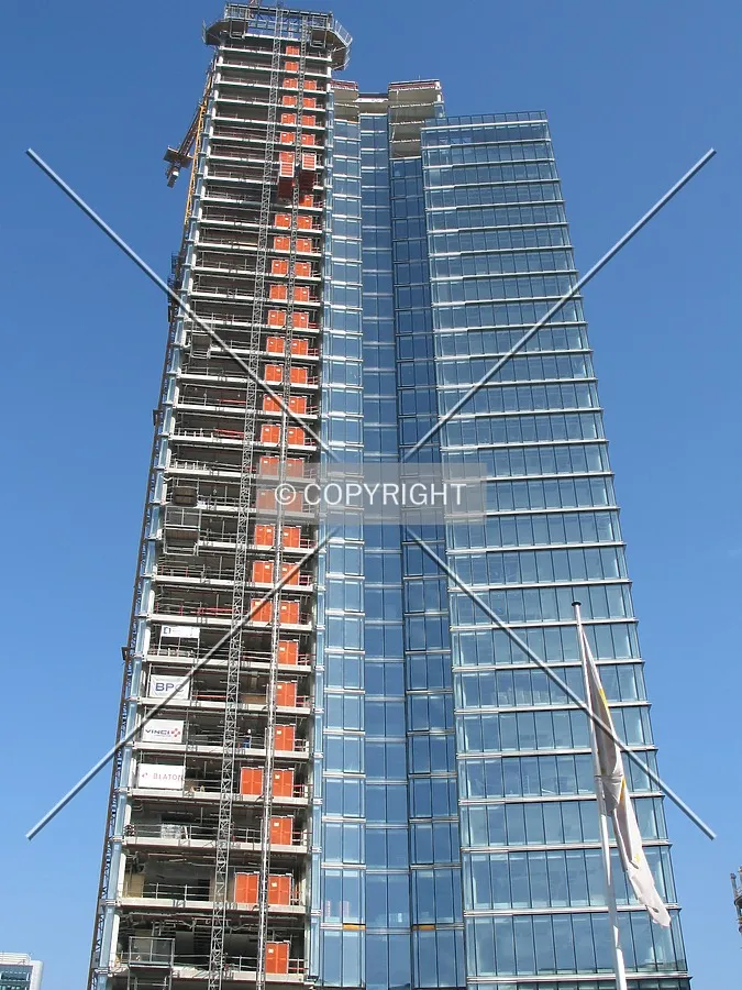Looking up from the Rogierplaats