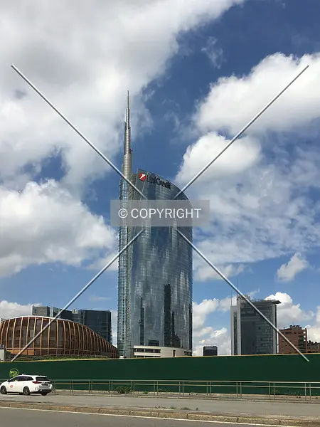 Unicredit Tower