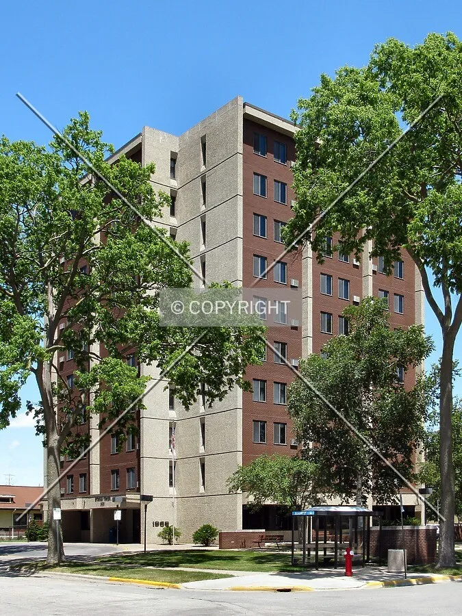 View to the northeast across Division Street/6th Street South
