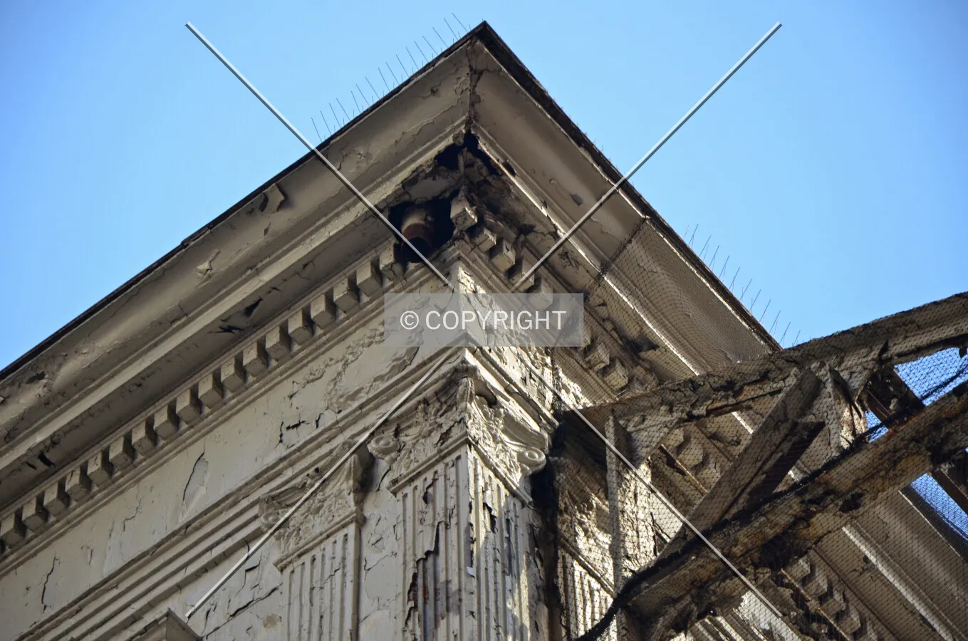 Station house facade detail, southwest corner: March 7, 2015.