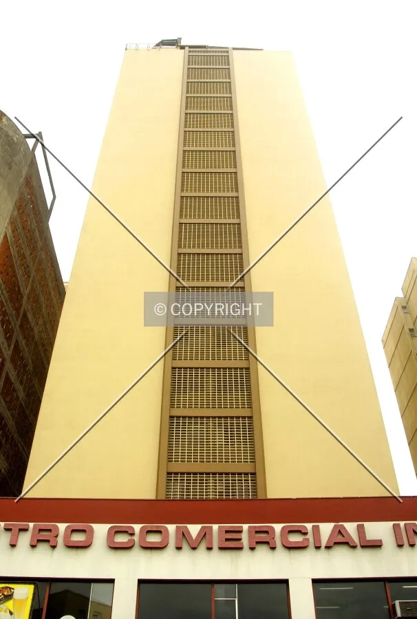Looking up from across Independência Avenue
