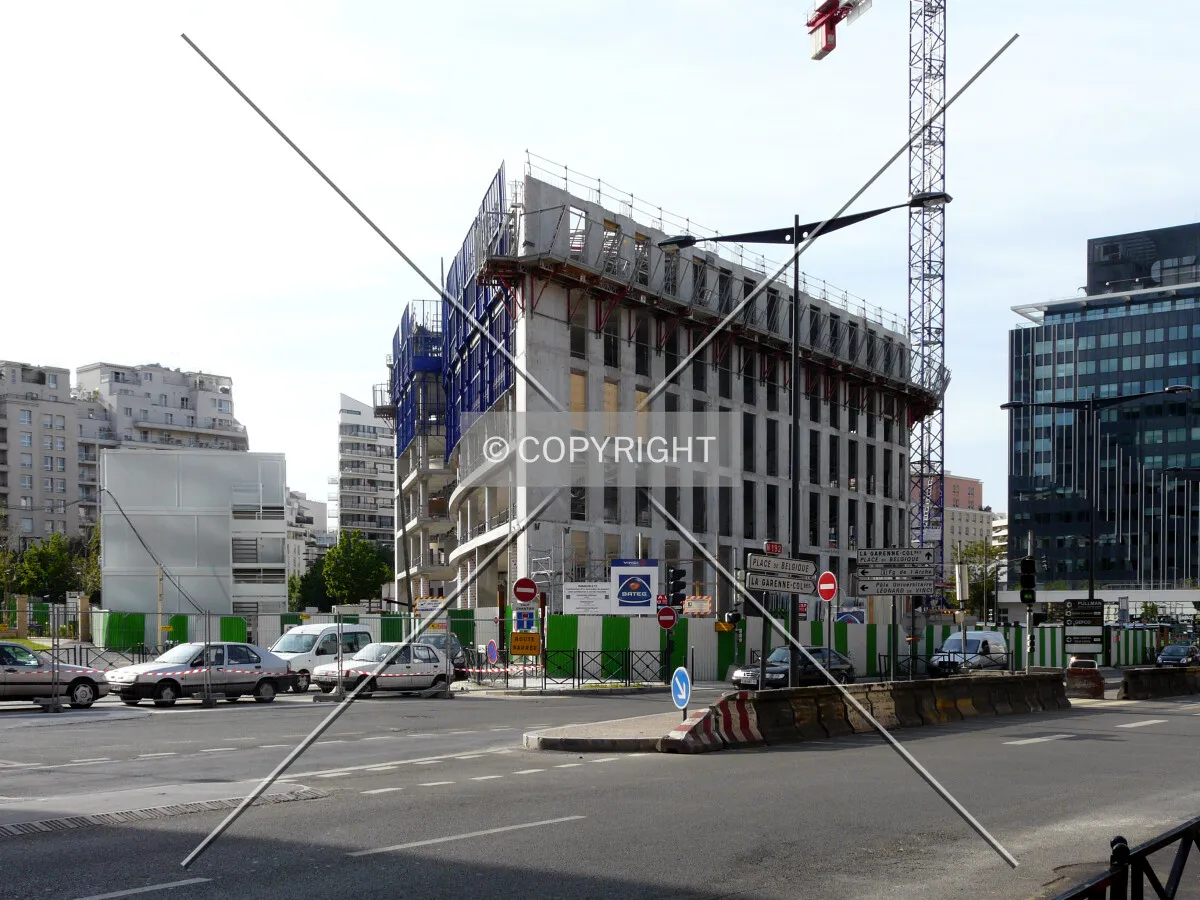 Looking northwest from Boulevard de la Mission Marchand