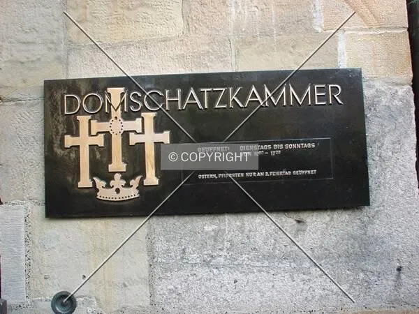 View of the treasure chamber